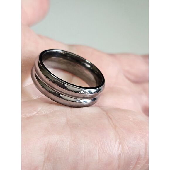 Tungsten Forever silver tone ring size 11.25 - Picture 1 of 12